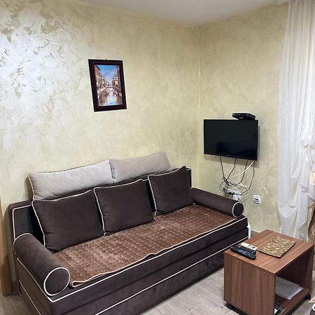 Apartamento Imperija Kragujevac Exterior foto